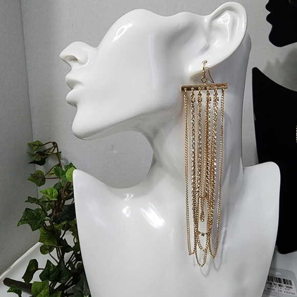 Gold Long Dangle Chain and Crystal Statement Earrings - Picture 4 of 5